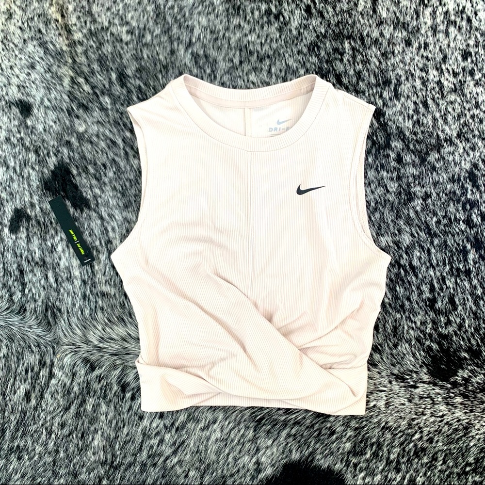 Nike cropped tank